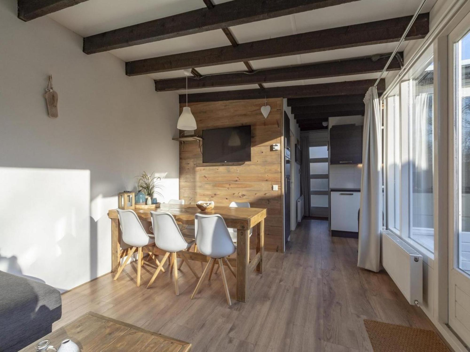 Contemporary Bungalow With Garden Sint Maartensvlotbrug 외부 사진