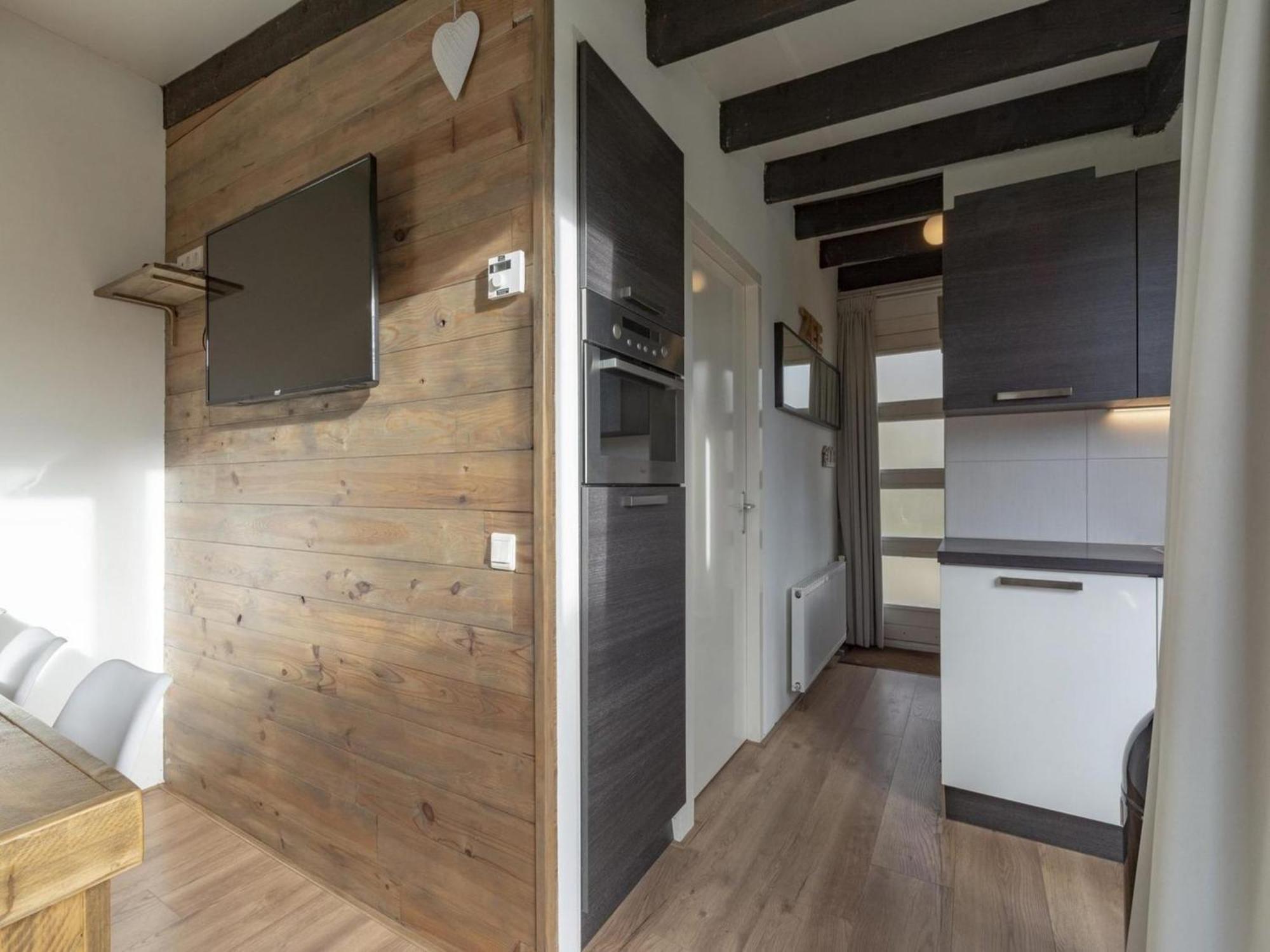 Contemporary Bungalow With Garden Sint Maartensvlotbrug 외부 사진